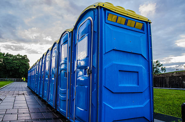 Best Portable restroom trailer rental  in Bonneauville, PA